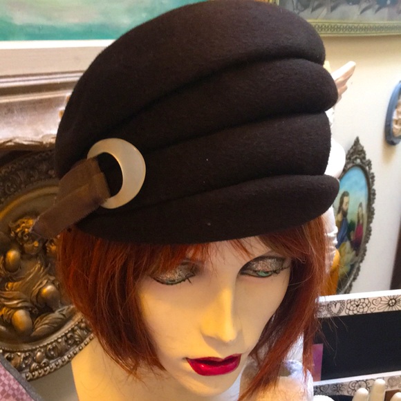 Vintage Brown Felt hat 1940s Cloche Stunning - Picture 4 of 8